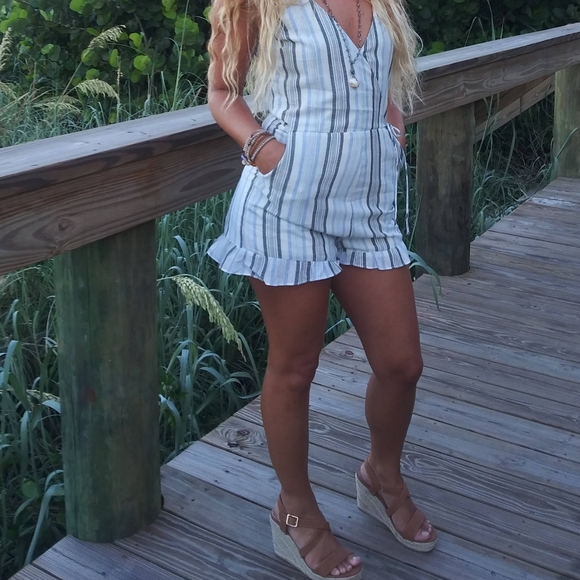 'Toki' Striped Romper - Picture 2 of 2